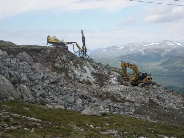 Graving og boring i fjellet i Hemsedal