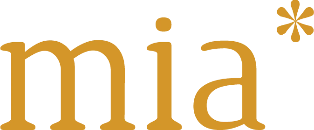 Mia logo. Oransje med hvit bakgrunn
