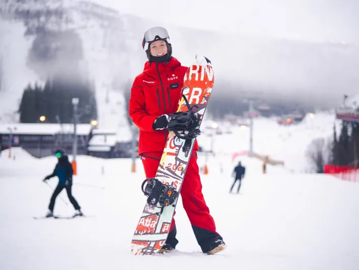 Ski and snowboard instructor in Hemsedal ski resort Adrian Leversby Visit Norway mini